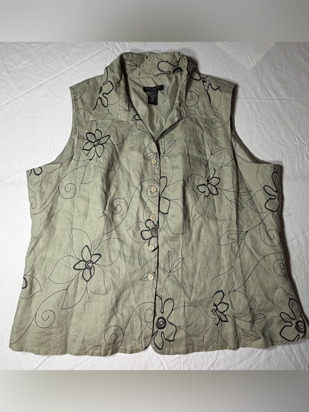 Anne Carson Woman Plus Size 3X Sage Green 100% Linen Embroidered Sleeveless Top